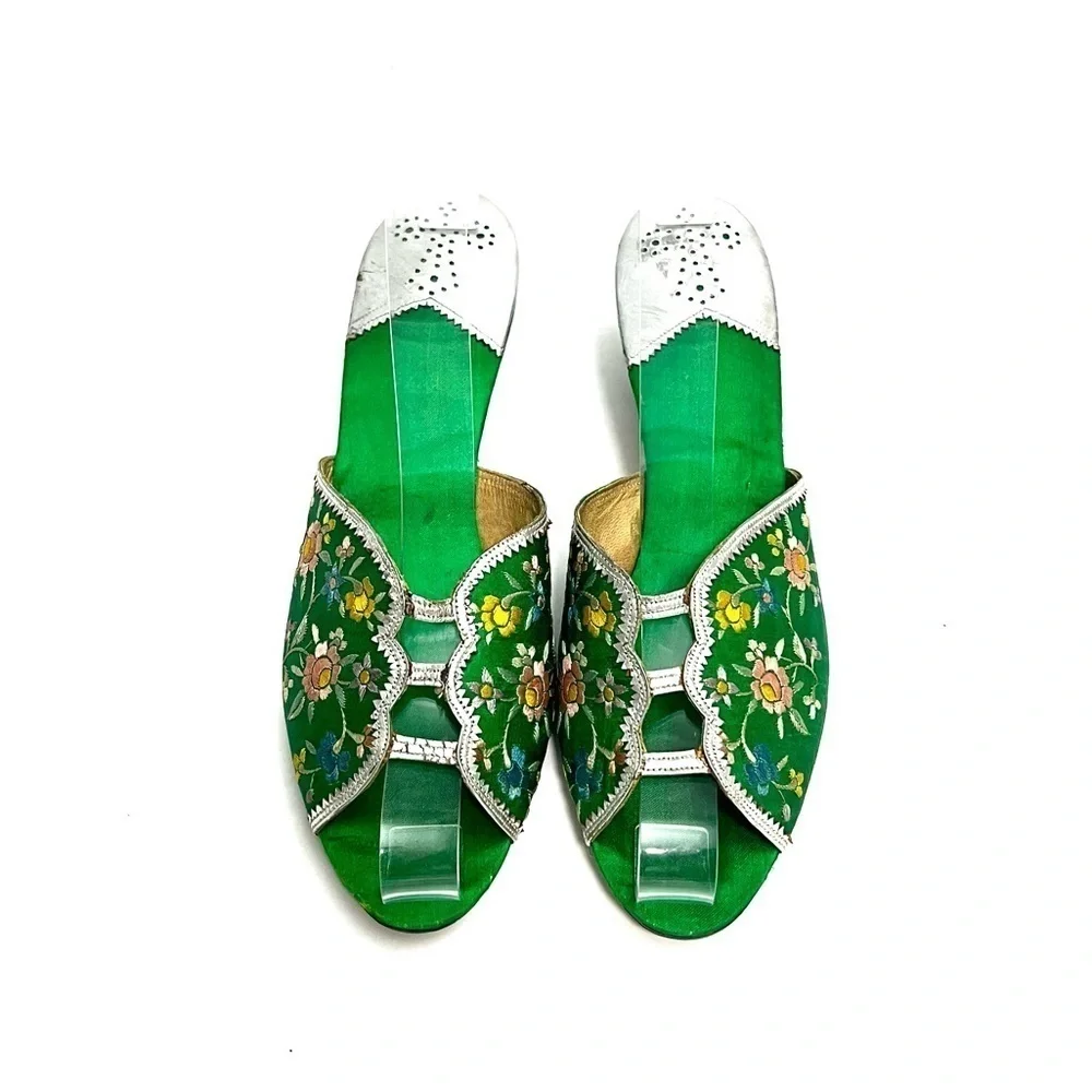 Antique 1920s green silk floral embroidered open toe heeled boudoir slippers